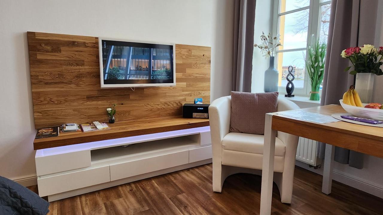Das Ferienapartment Alexandrine Direkt Am Pfaffenteich Mit Eigenem Parkplatz Σβερίν Εξωτερικό φωτογραφία